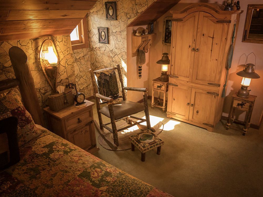 The Log House Lodge ทรีริเวอร์ส ภายนอก รูปภาพ